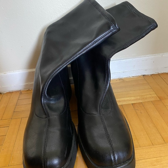 Call It Spring Black Leather High heel Boots - Picture 5 of 7